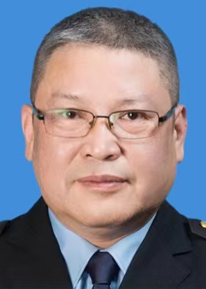 彭放>